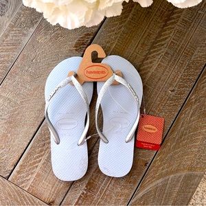 Havaianas Women's Sparkle Sandals in White and Silver-NEW